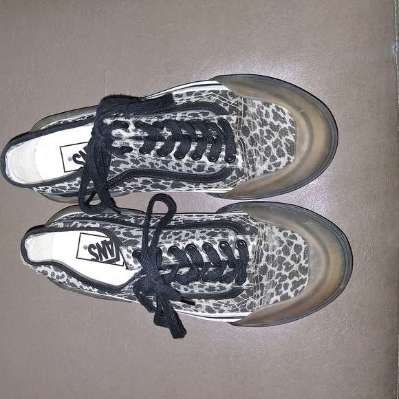 Vans Wild Pattern Sneakers with Black and White Accents - Picture 7 of 8